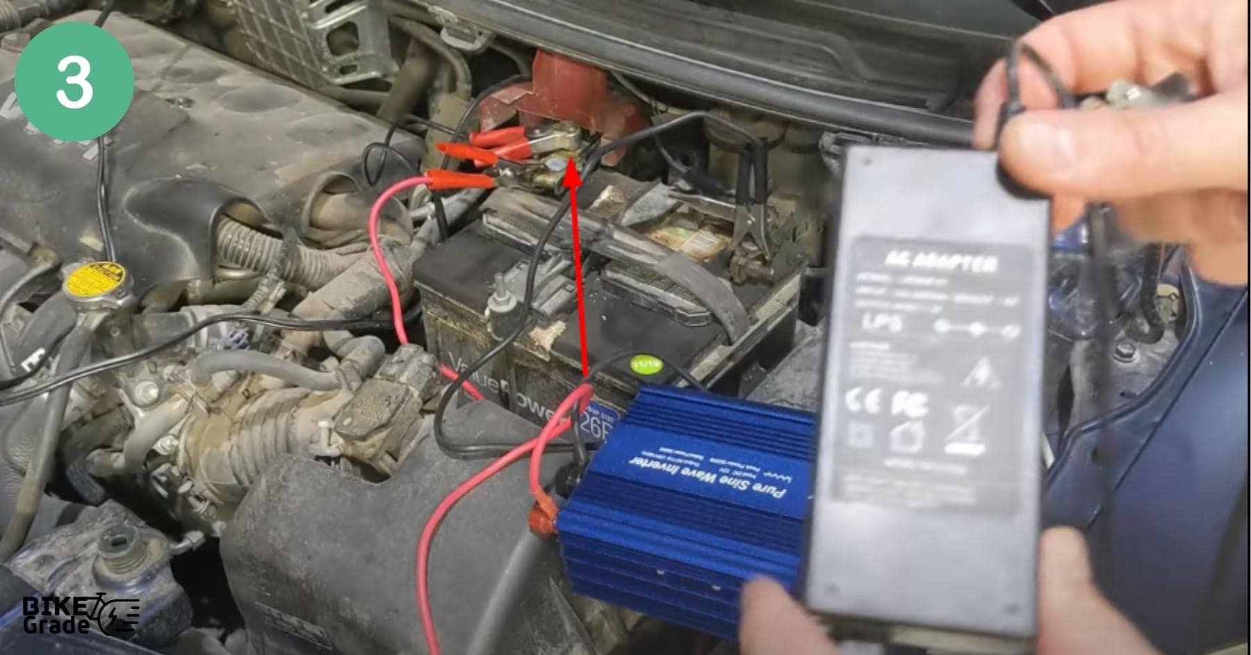 Step 3  Plug the inverter on your vehicles battery