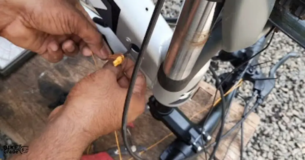 Step Tie a long thin rope with the connector wires